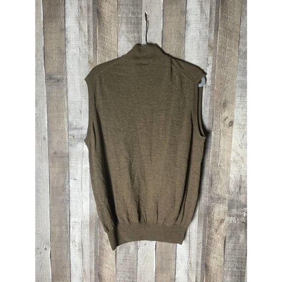 Peter Millar Brown Sleeveless Men's Pullover 1/4 Zip - Picture 2 of 4